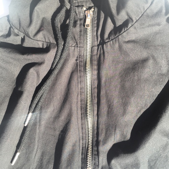 Forever 21 men’s small black half zipper jacket - Picture 4 of 7